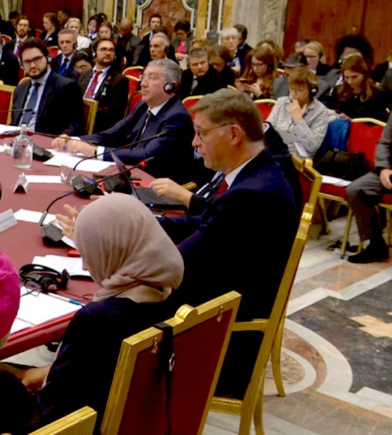 Magnus Macfarlane-Barrow, Vatican