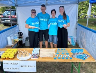 Stánek na festivalu